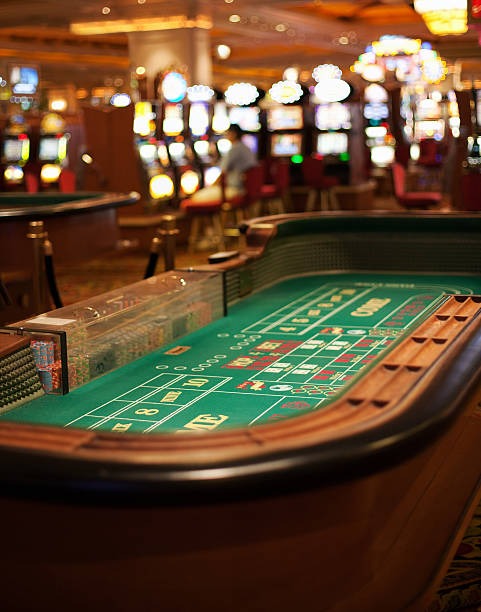 oltoto platform interface showing live casino tables and sportsbook markets on mobile screen